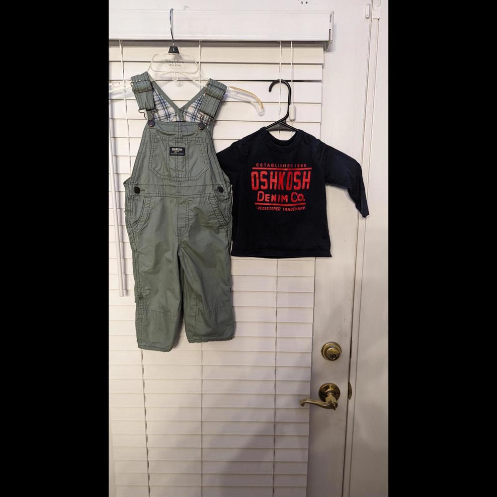 Oshkosh Bundle Boys Overalls and Tee Shirt 2T